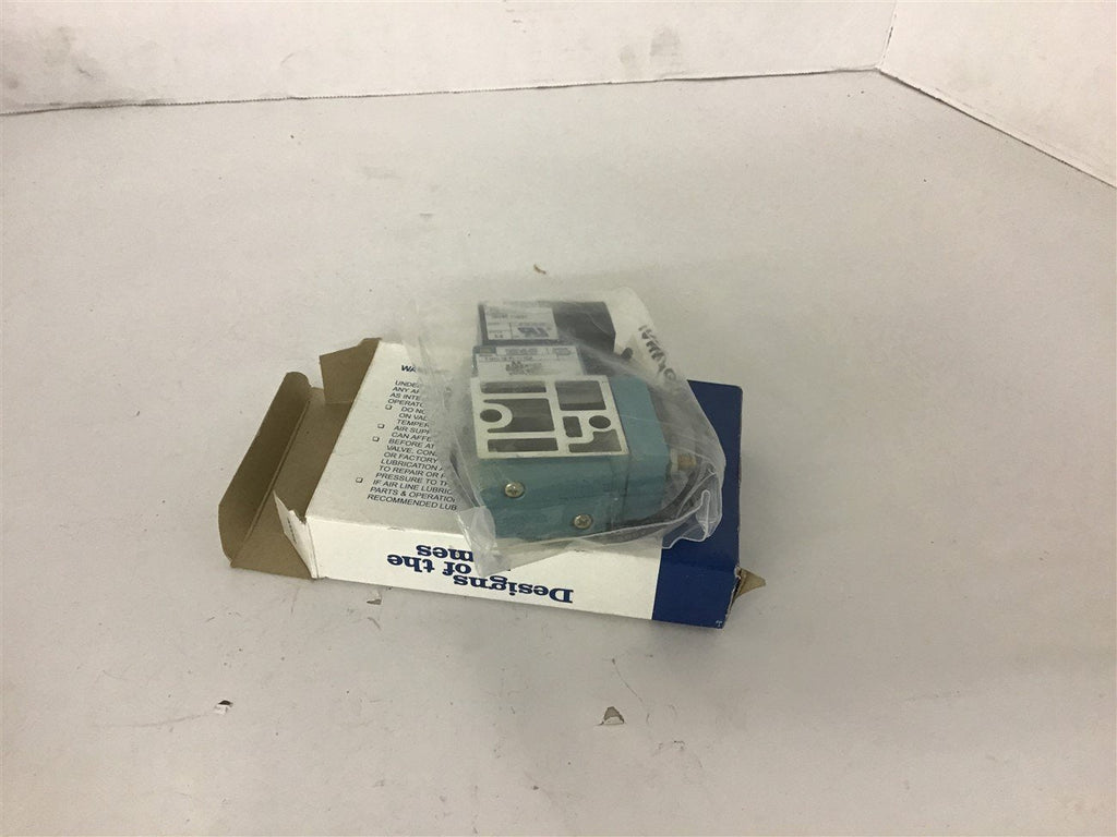 Mac 714C-12-PL-111CA Solenoid Valve w/ PID-111CAAA 150 PSI 120 Volt