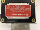 Micro Switch EXD-Q-3 Snap Switch 10 Amp @ 120 or 250 Volts