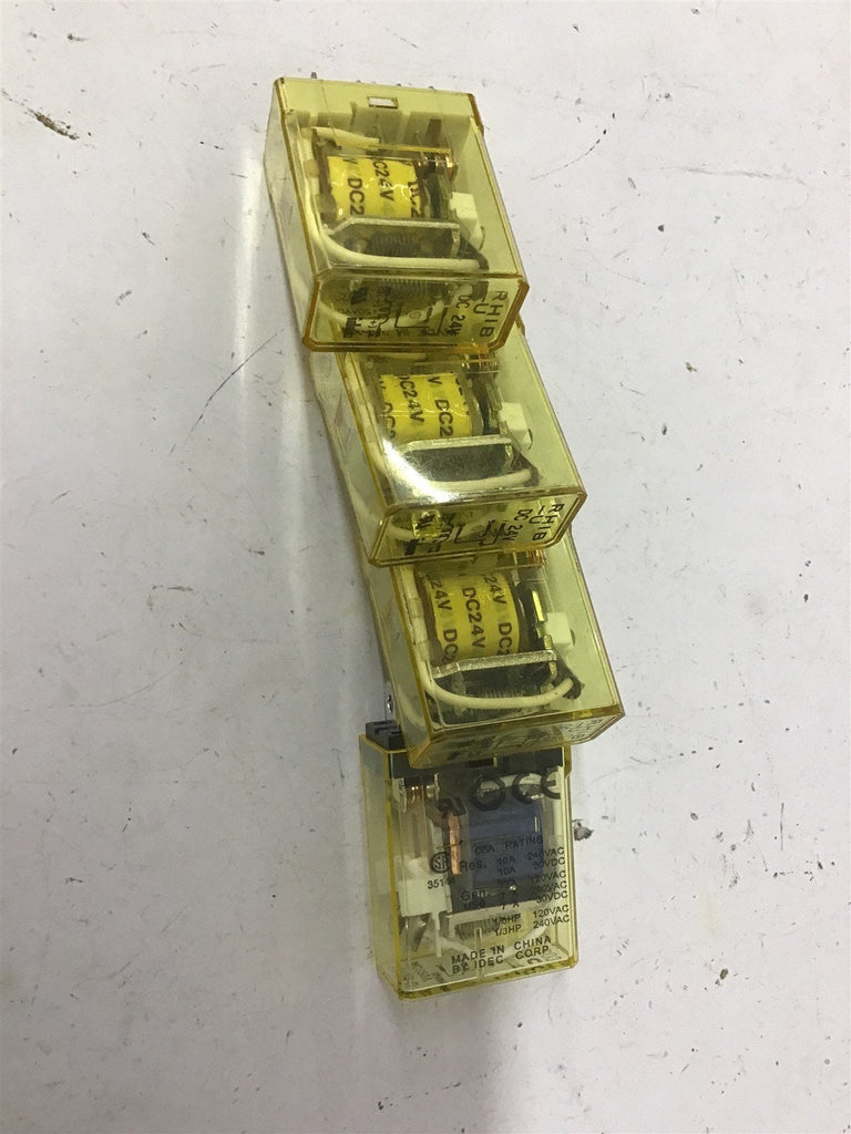 IDEC RH1B-U Relay Lot Of 4