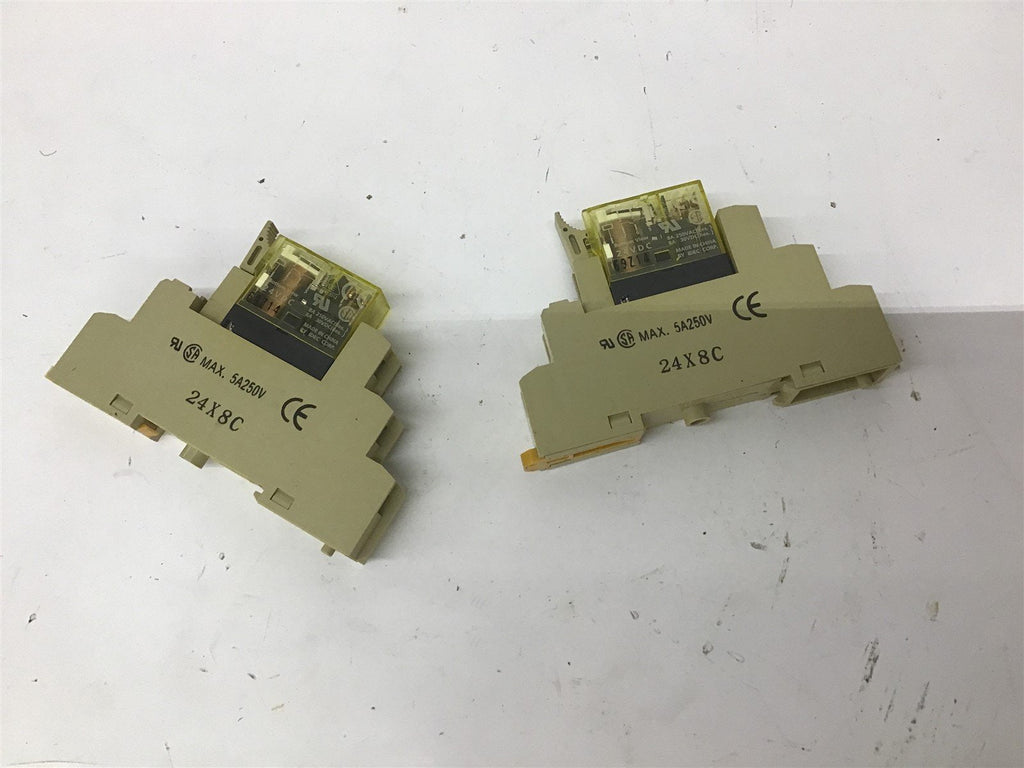 IDEC RJ2S-CL Relay W/ 24X8C Base Lot Of 2