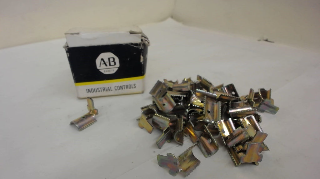 Lot Of 44 Allen-Bradley 1492-N2 Retaining Clip, Series A