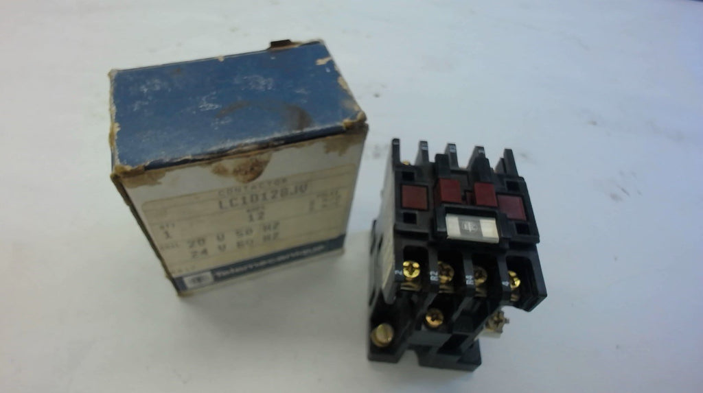 TELEMECANIQUE LC1D128JC, CONTACTOR / STARTER, 12 AMPS, 24 V COIL, 460V 7.5 HP,