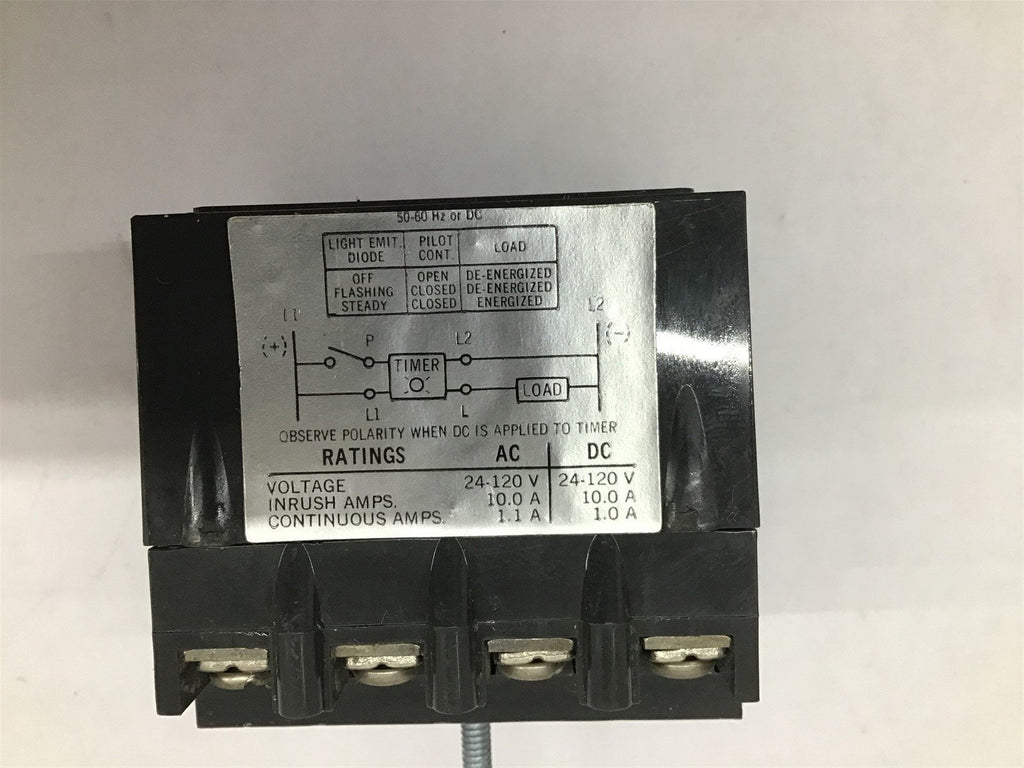 Cutler Hammer D87XEL30 Series A2 24-120 VAC 24-120 VDC 50/60 Hz Delay Timer