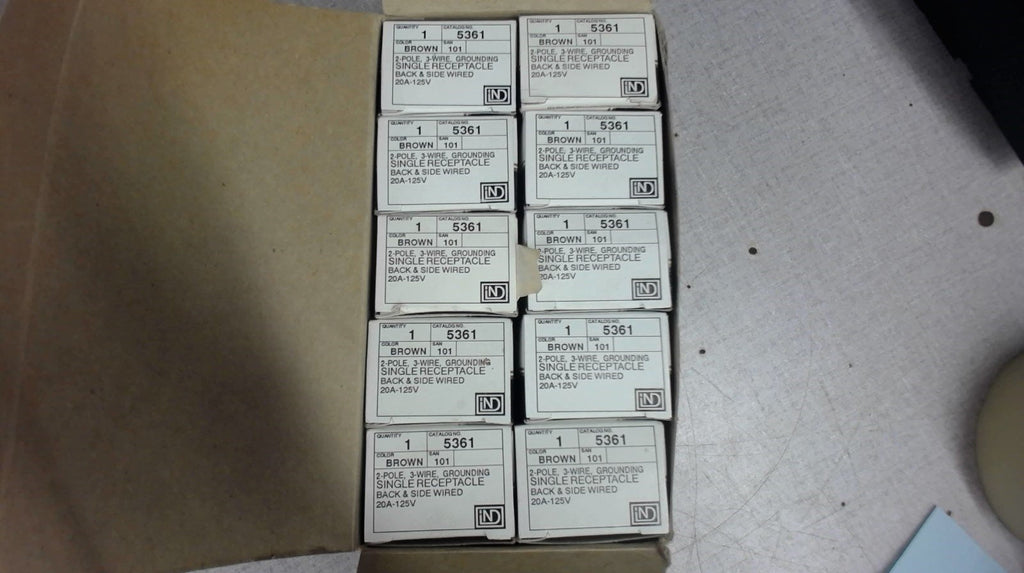 10Pcs --Leviton 5361 2 Pole, 3 Wire Grounding, Single Receptacle, 20 A-125 V