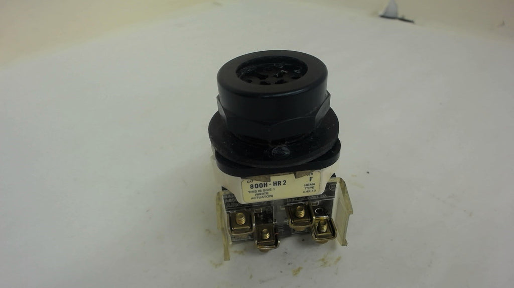 Allen-Bradley 800H-Hr2 2-Position Selector Switch, Series F, Nema Type 4, 4X, 13