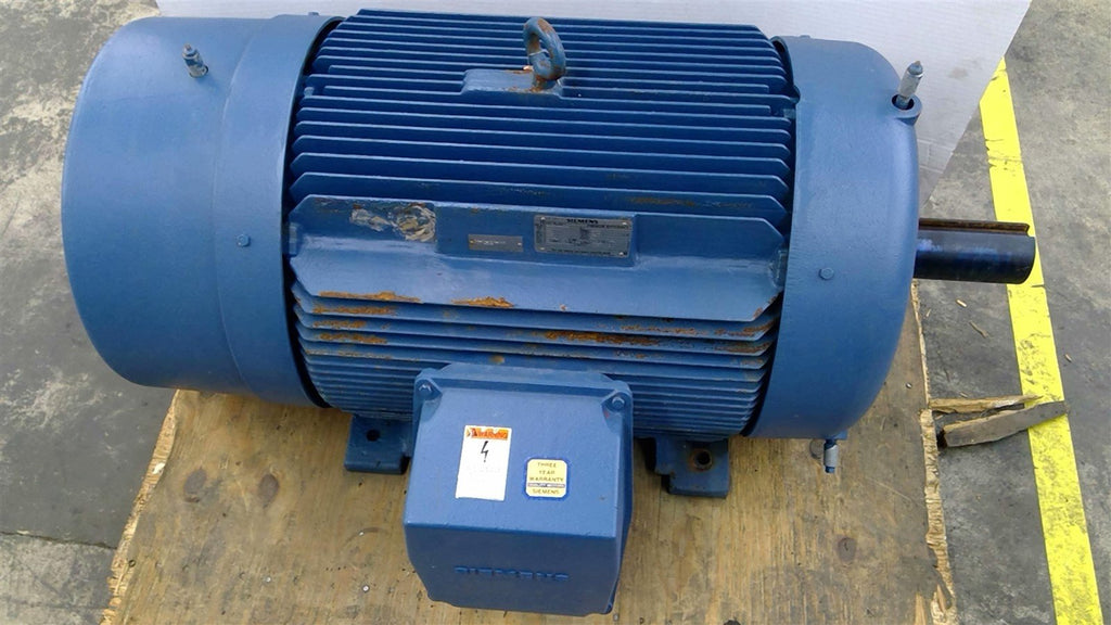 Siemens R6ZESD 150HP AC Motor 900 RPM 8P 3PH 447T 460V TEFC 60HZ