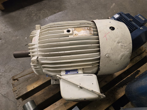 Toshiba B0404FLF1USH 40HP AC Motor 1800RPM 4P 3PH 324T 230/460V 60Hz