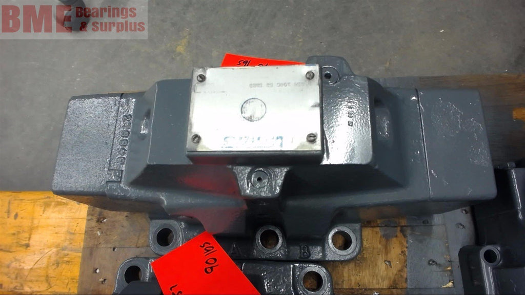 VICKERS DIRECTIONAL VALVE DG254 108C 53 5323