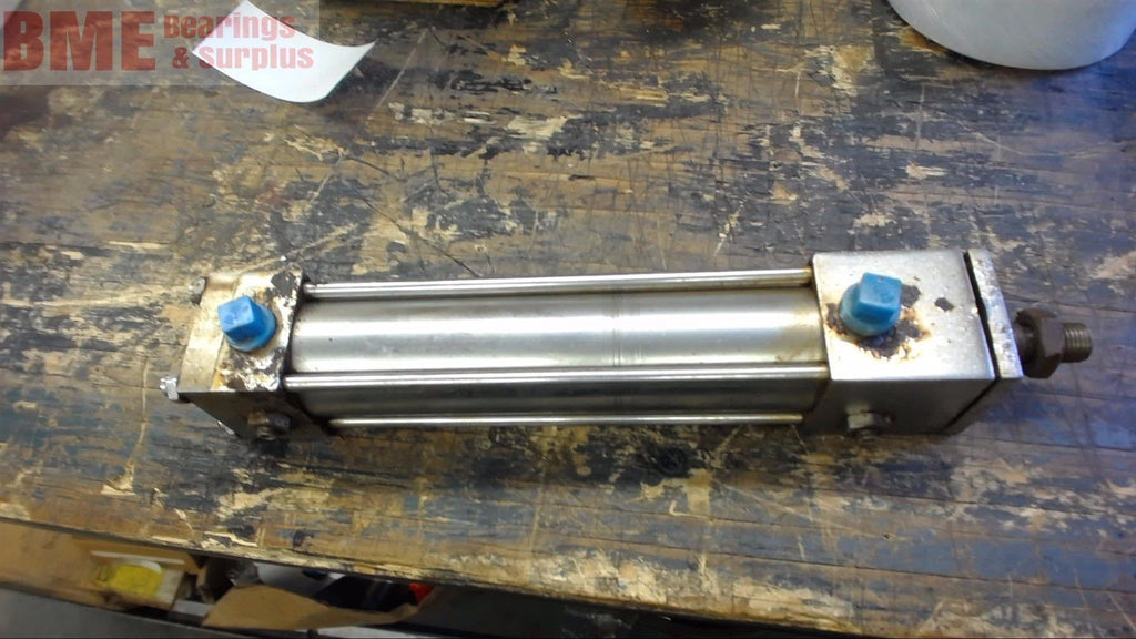 PNEUMATIC CYLINDER 10" OAL---5 1/2" STROKE---1 1/2" BORE