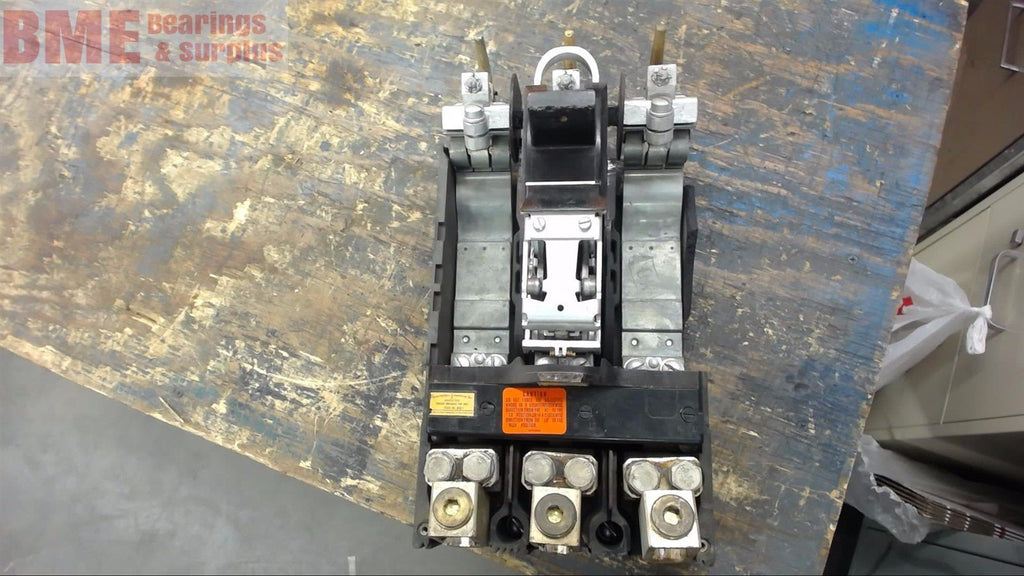 AB DE-ION CIRCUIT BREAKER TYPE LM, 3 POLE TRIP UNIT STYLE NO 450D1J4G04