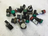 LOT OF ASSORTED PUSHBUTTONS AND SELECTOR SWTICHES