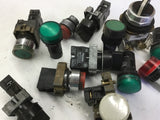 LOT OF ASSORTED PUSHBUTTONS AND SELECTOR SWTICHES