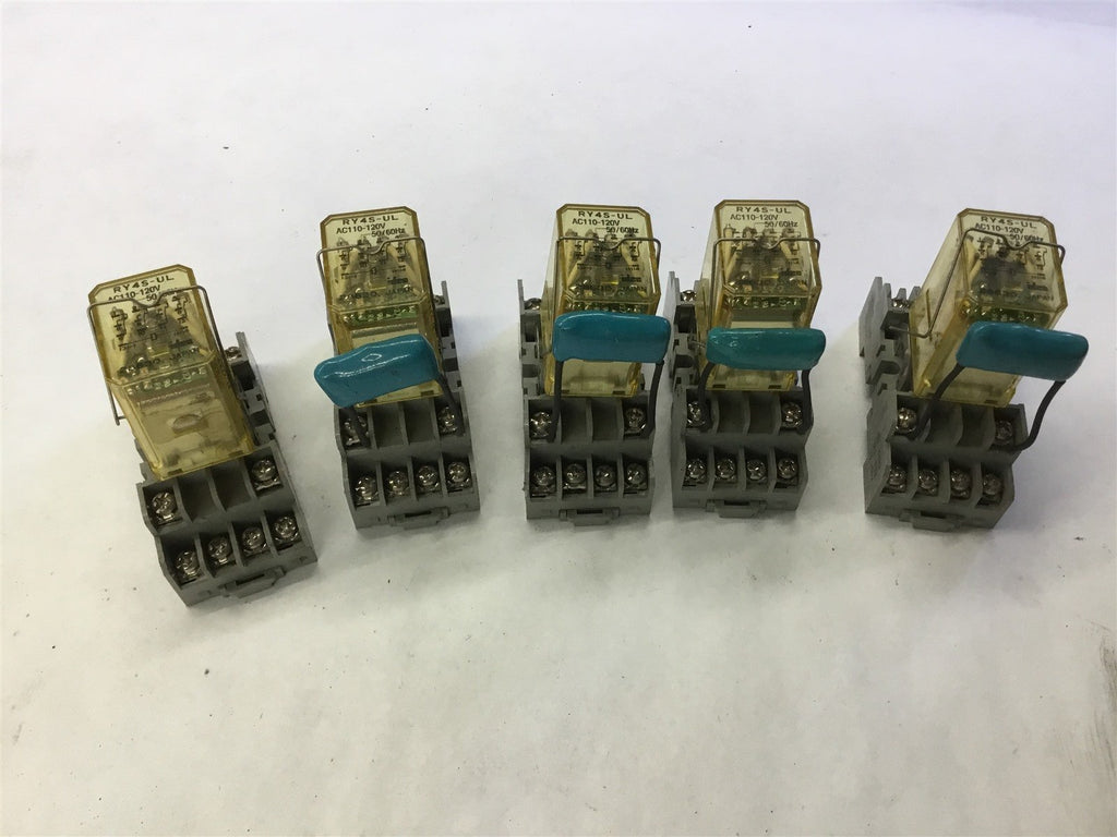 LOT OF 5 IDEC RY4S-UL RELAY AC 110-120 VOLTS WITH BASE