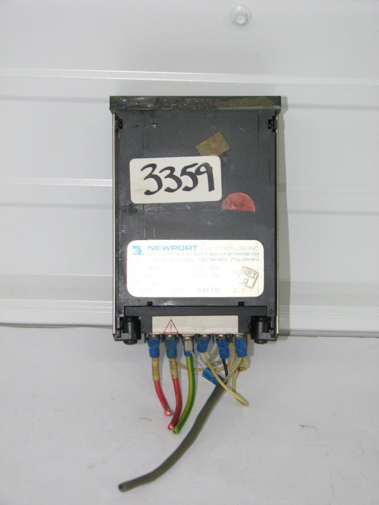 Newport Electronics Digital Panel Voltage Meter 203A-4 Hz D4 0421206-56 120VAC