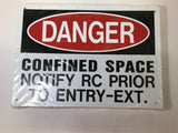 UTC ZZ571 DANGER CONFINED SPACE SIGNE BOX OF 45