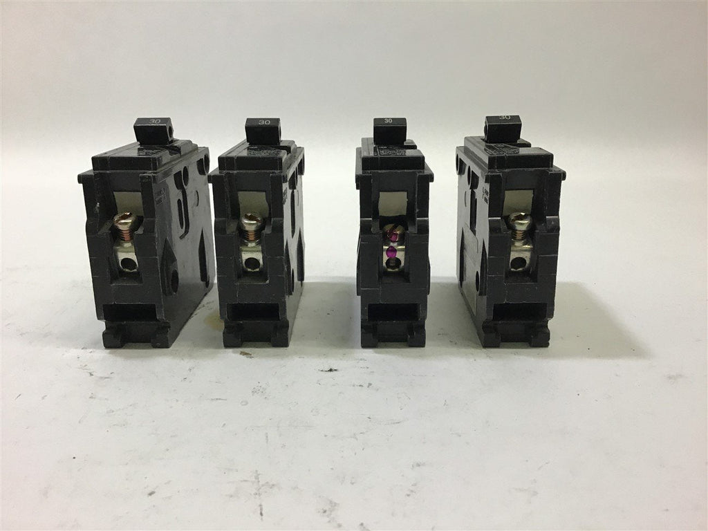 Siemens Q130 Circuit Breaker 30 A 1P 120/240 V Lot of 4