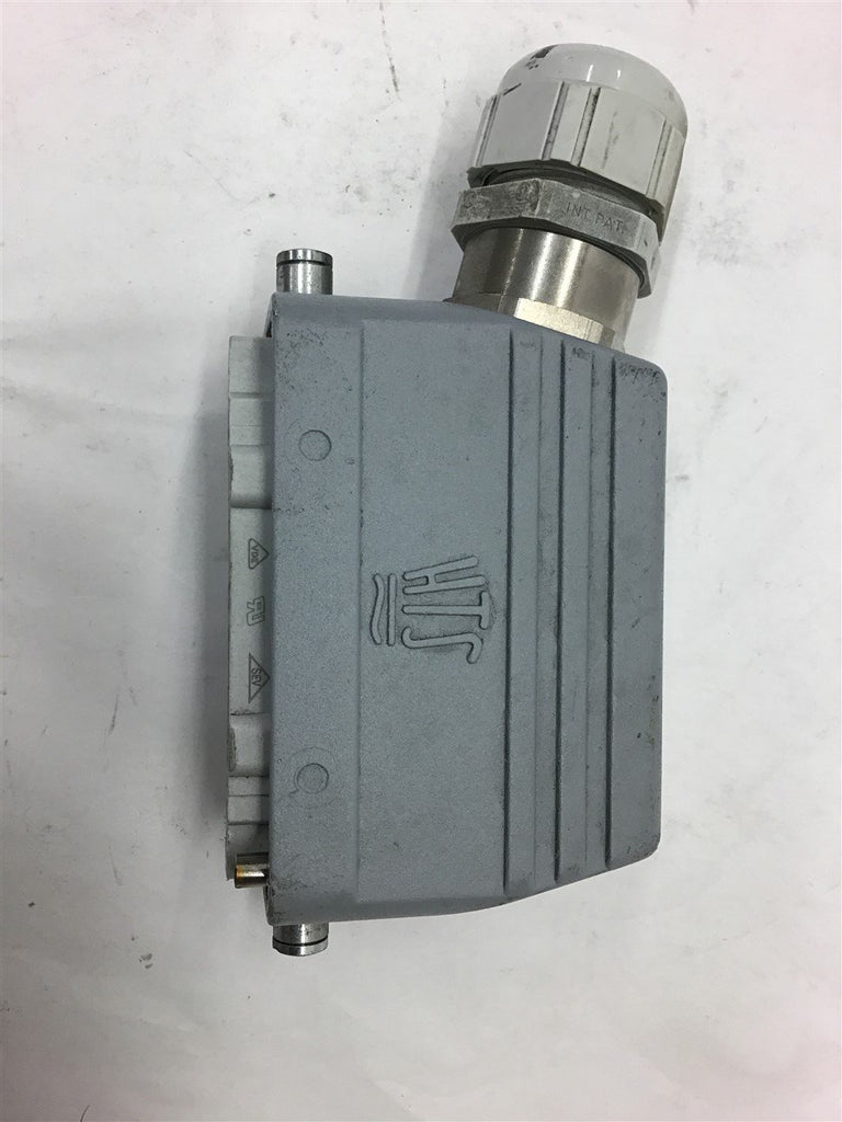 HTS Housing w/ Male 16 A 500 Volt Connector