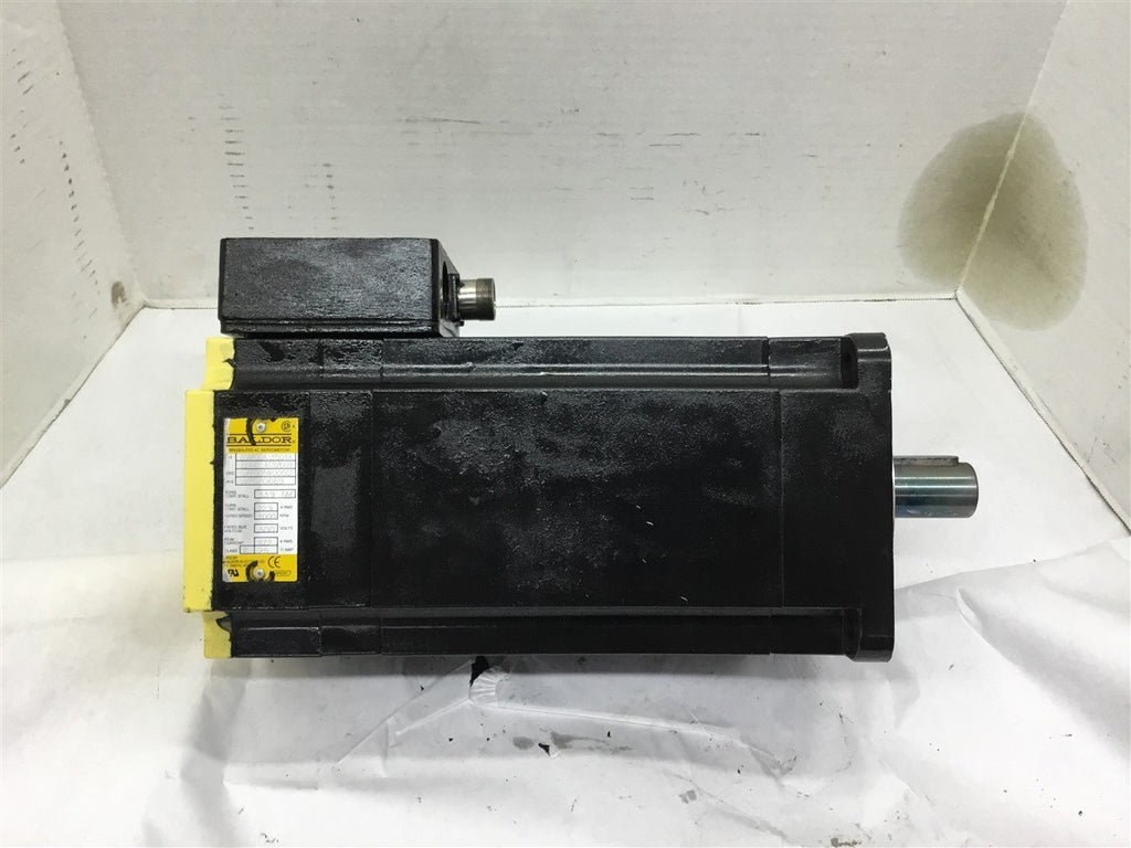 Baldor BSM100A-3150AA 22441 A1701009 W110/0669 2000 Rpm AC Servo Motor 300 V