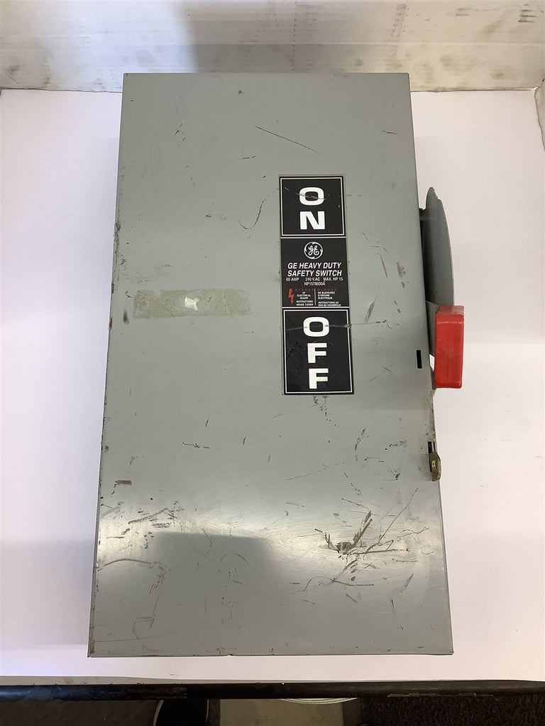 GE TH4322 Type 1 Indoor Safety Switch 240 Volts 7 1/2 HP 60 Amp