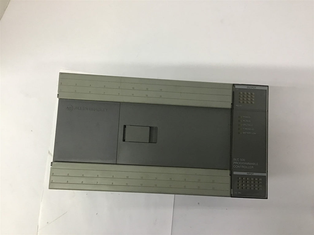 Allen-Bradley 1747-L40A SLC 500 Programmable Logic Machine Relay Controller