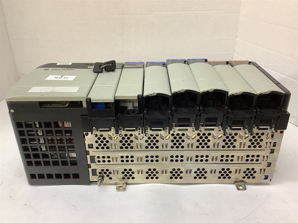 Allen-Bradley 1756-PB75 / 1756-A7 Filled Rack