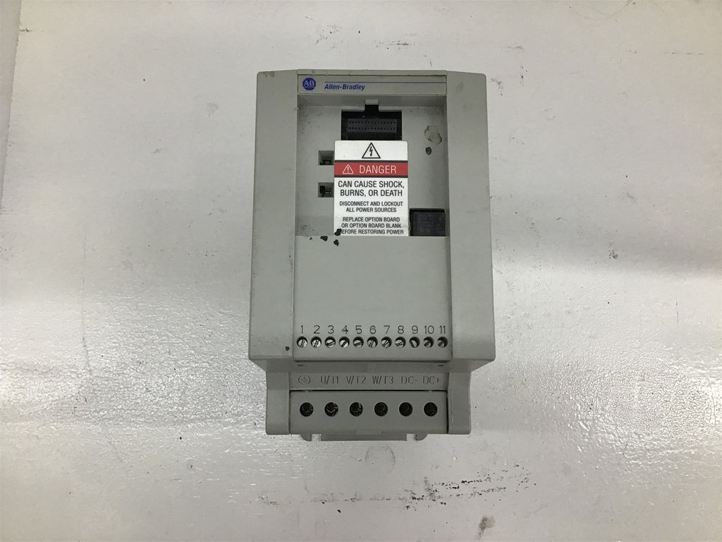 Allen Bradley 160-BA10NSF1P1 AC Drive 5 HP 10.5 Amps 460 Volt 3 Phase