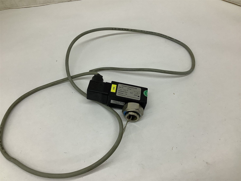 OEM UM3K-020GM100 Flow Switch 3' Cable