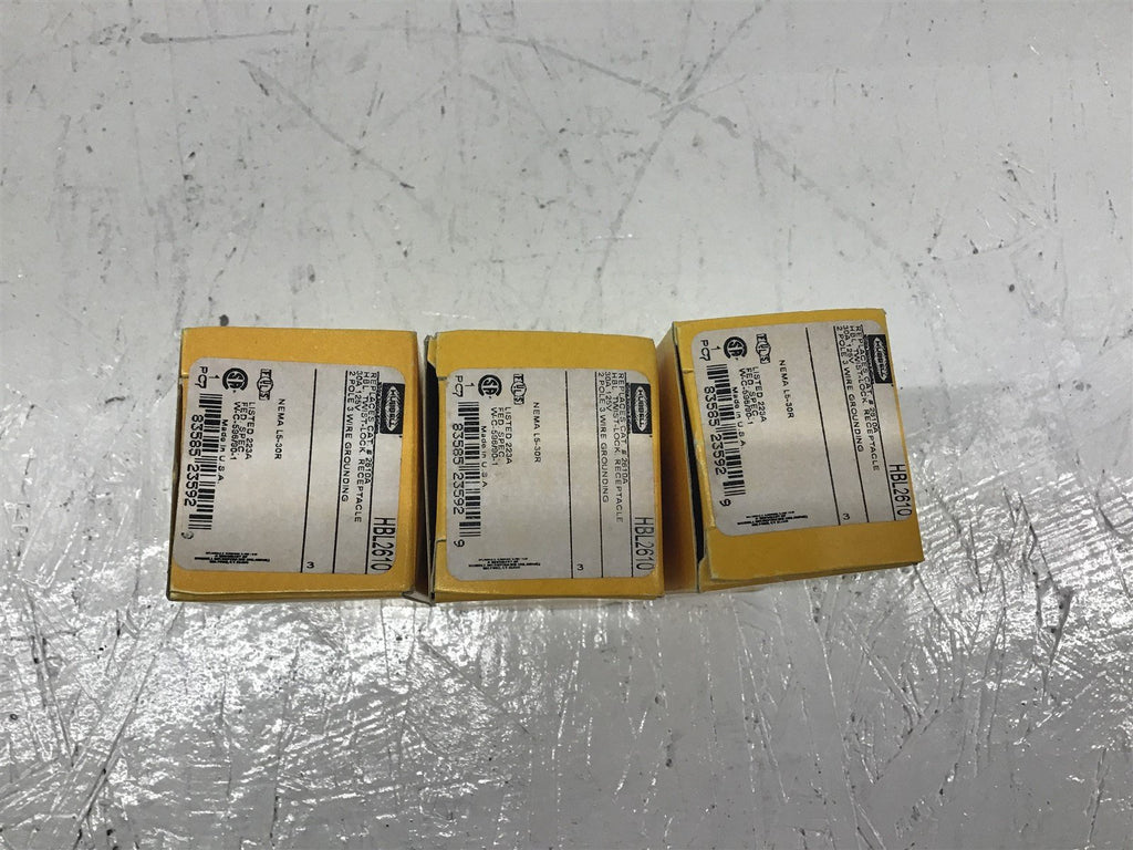 Hubbell HBL2610 Twist -Lock Receptacle 2 pole 3 Wire Grounding Lot Of 3