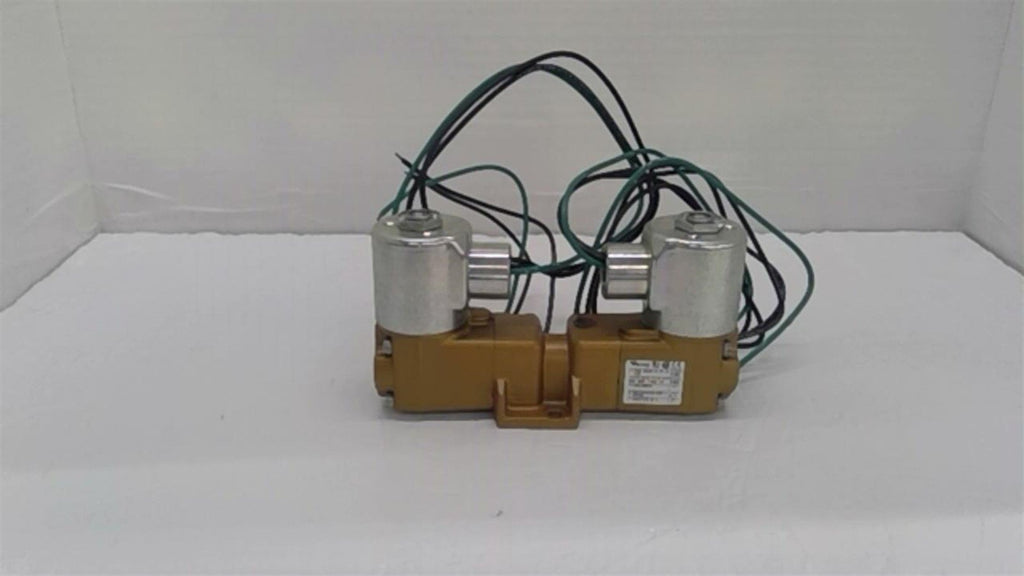 Versa VGG-8332-U-31-A VAC-200 VAC-14 Solenoid