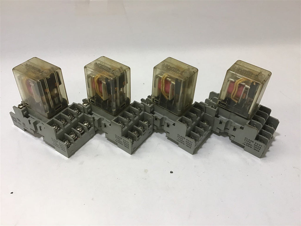 MAGNECRAFT W78AOSX 120 VAC RELAY WITH BASES LOT OF 4