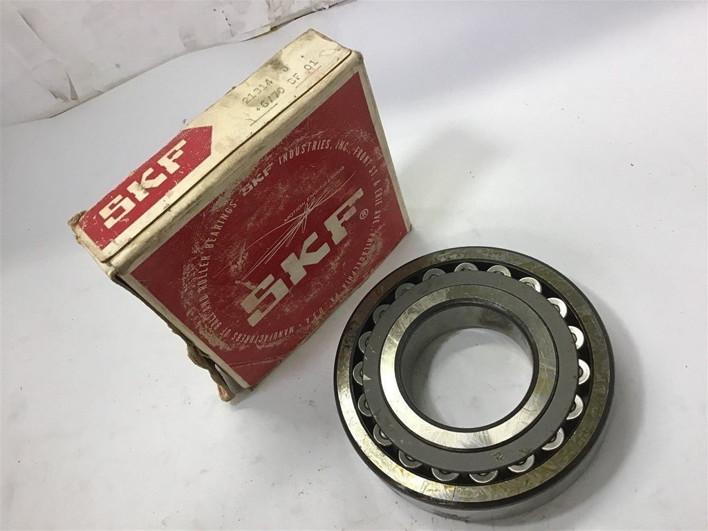 SKF 213140 BEARING